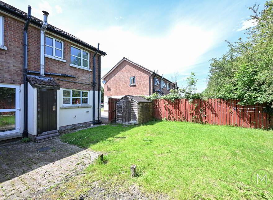 53 Meadowlands, Antrim, BT41 4EU