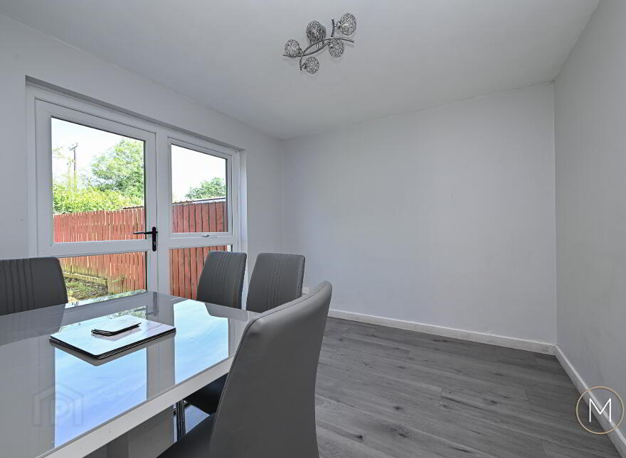 53 Meadowlands, Antrim, BT41 4EU