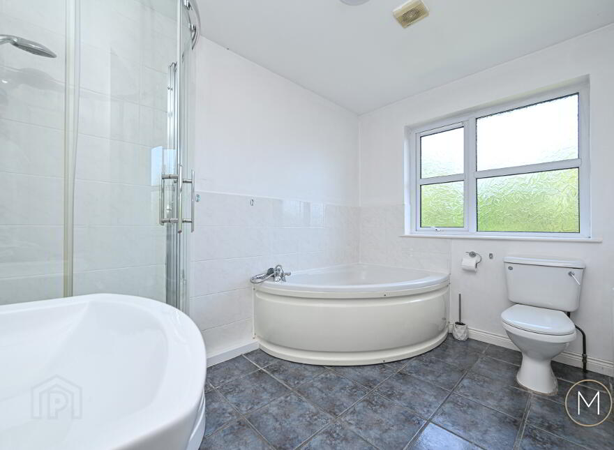 53 Meadowlands, Antrim, BT41 4EU