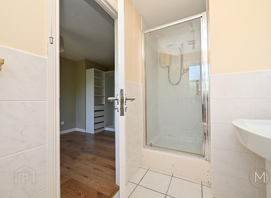53 Meadowlands, Antrim, BT41 4EU