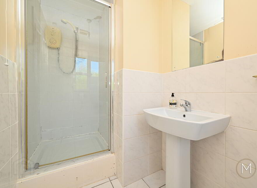 53 Meadowlands, Antrim, BT41 4EU