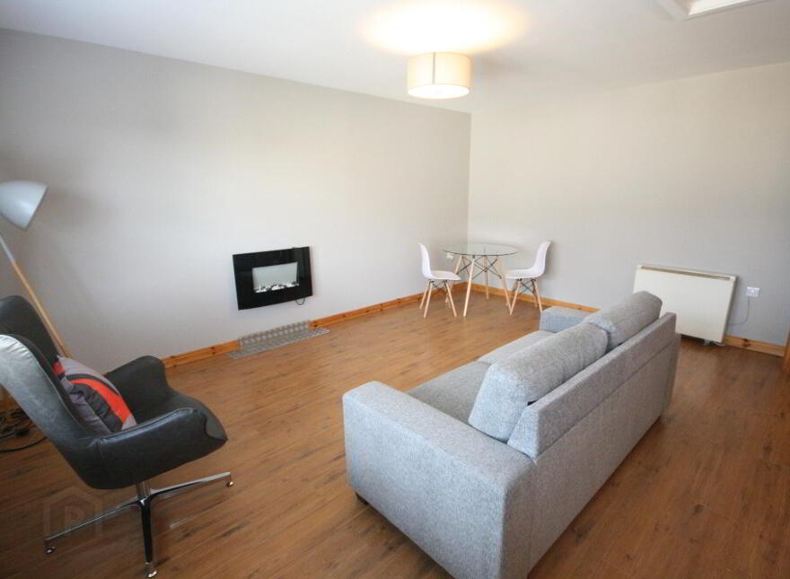 10 Old Railway View, Banbridge Road, Dromore, BT25 1NU