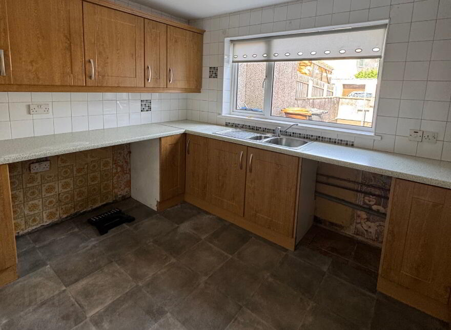 26 Ashgrove, Antrim, BT41 2BL