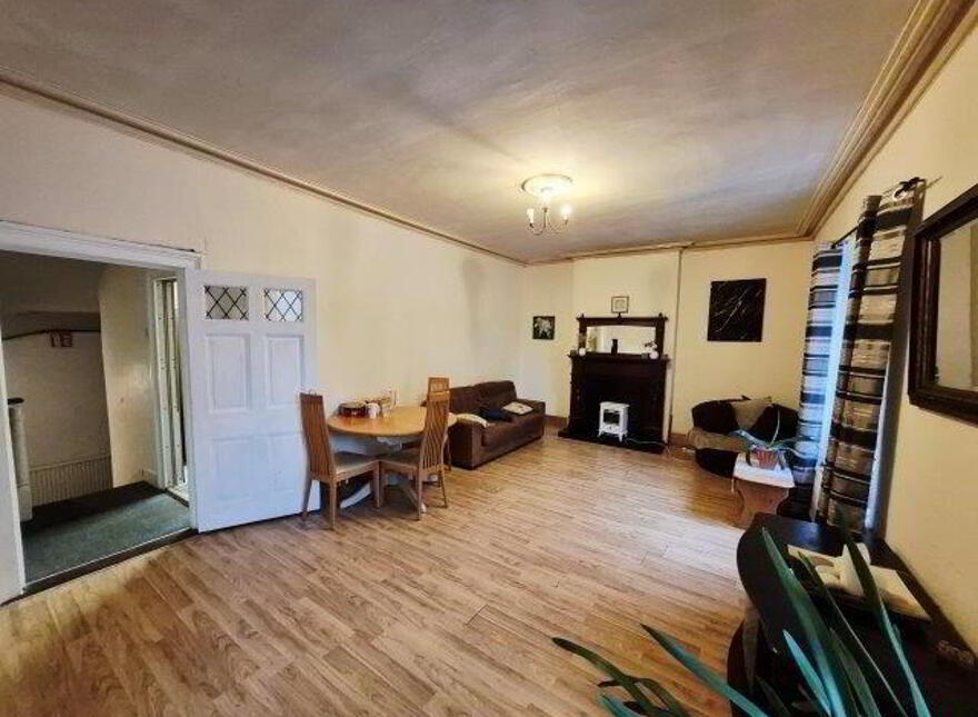 Main Street, Manorhamilton, F91K2C2