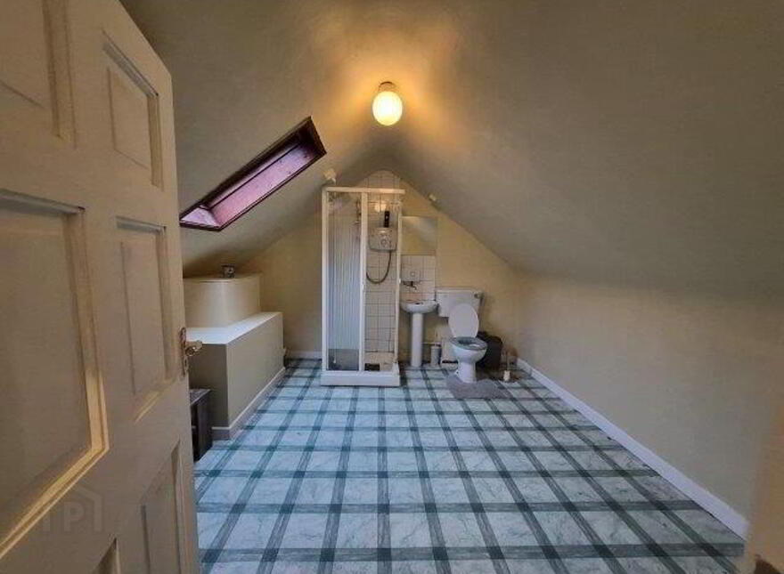 Main Street, Manorhamilton, F91K2C2