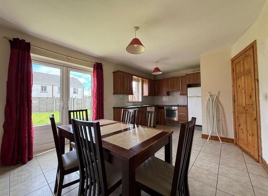 15 River Oaks, Ballaghaderreen, F45FC63