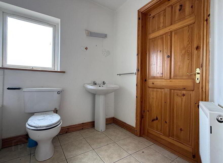 15 River Oaks, Ballaghaderreen, F45FC63