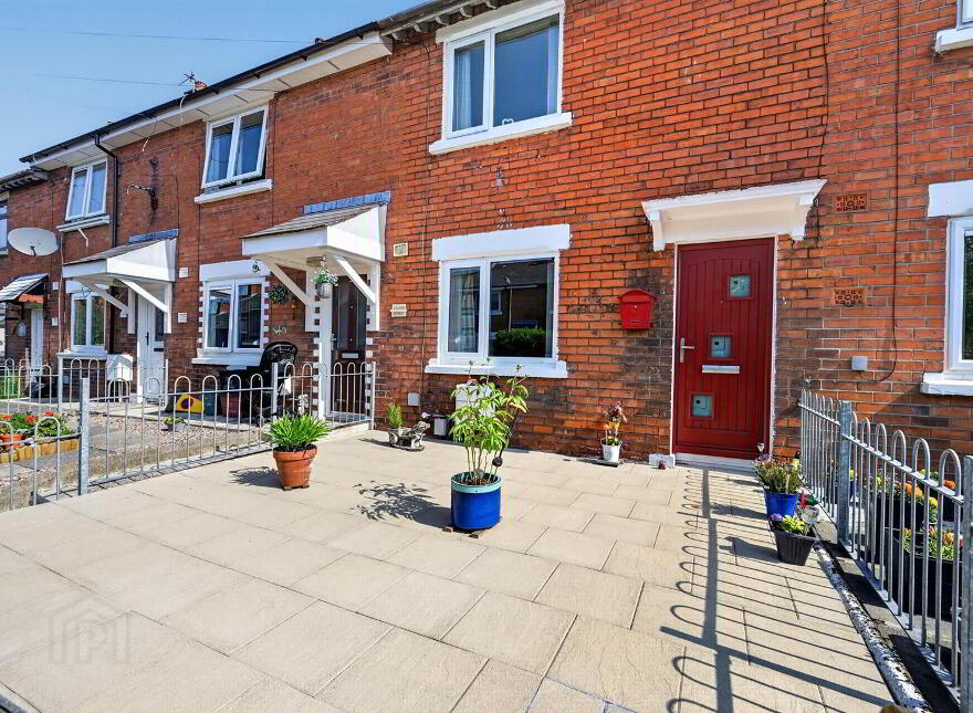 37 Donegall Gardens, Belfast, BT12 6NU