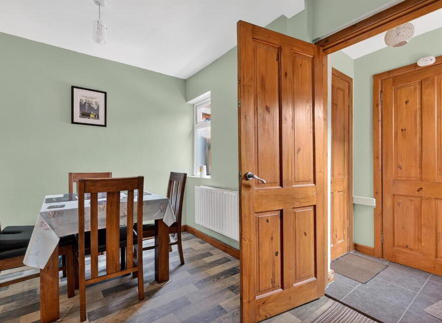 37 Donegall Gardens, Belfast, BT12 6NU