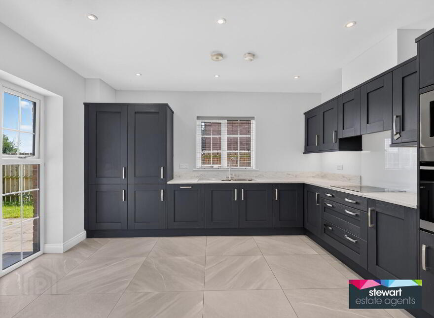 42 Foxleigh Wood, Cornakinnegar Road, Lurgan, BT67 9GW