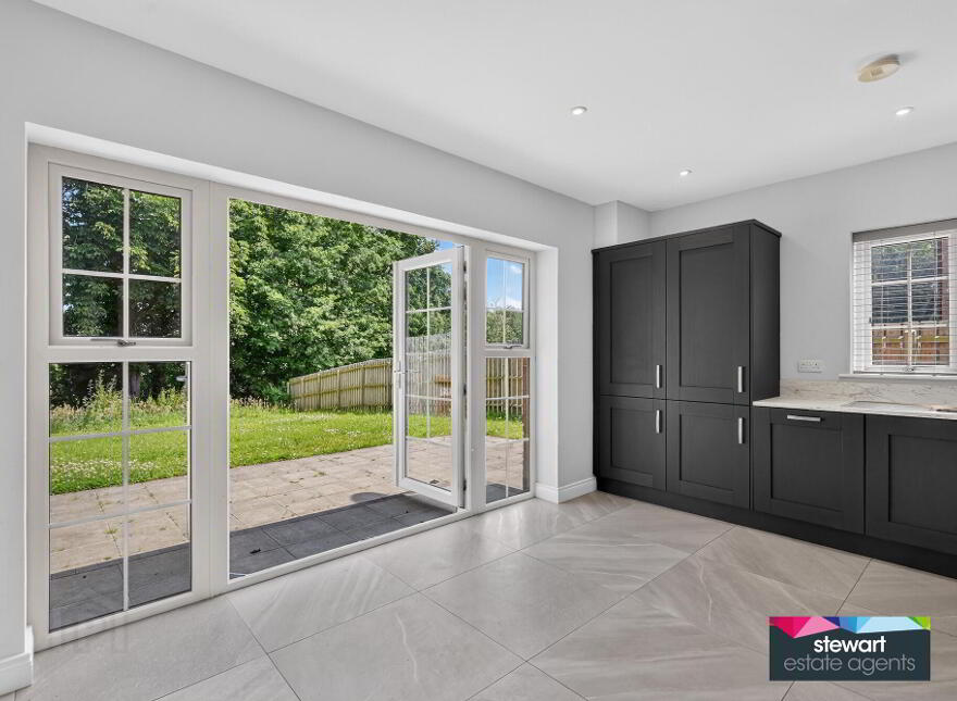 42 Foxleigh Wood, Cornakinnegar Road, Lurgan, BT67 9GW