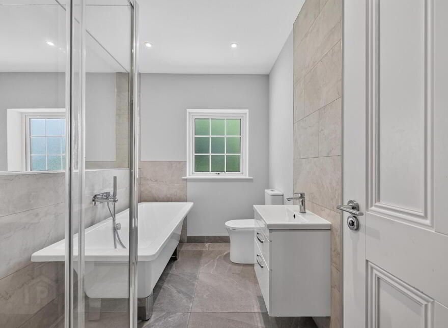 42 Foxleigh Wood, Cornakinnegar Road, Lurgan, BT67 9GW