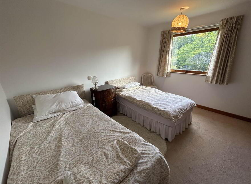 52 Upper Gransha Road, Bangor, BT19 7QF