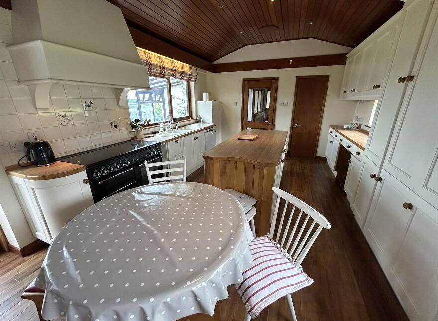 52 Upper Gransha Road, Bangor, BT19 7QF