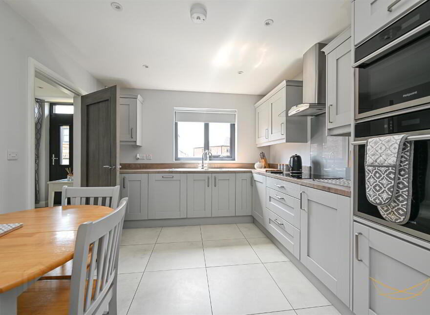 76 Upper Gateside Grove, Ballyclare, BT39 9WN