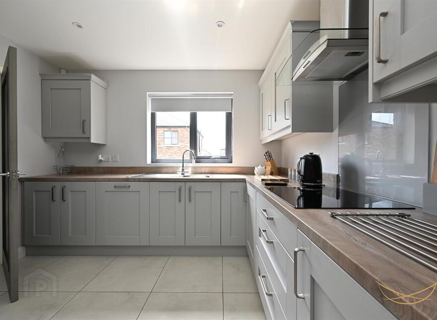 76 Upper Gateside Grove, Ballyclare, BT39 9WN