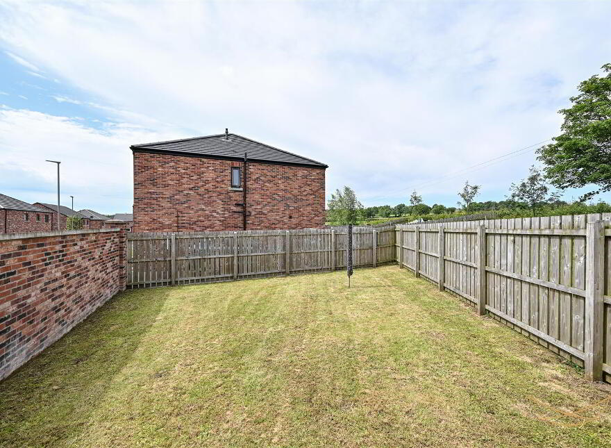 76 Upper Gateside Grove, Ballyclare, BT39 9WN