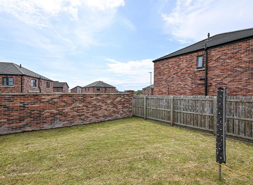 76 Upper Gateside Grove, Ballyclare, BT39 9WN