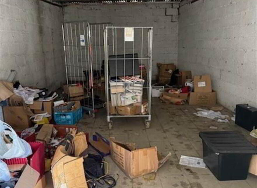 Storage Unit, 17 Kennedy Way, Belfast, BT11 9AP