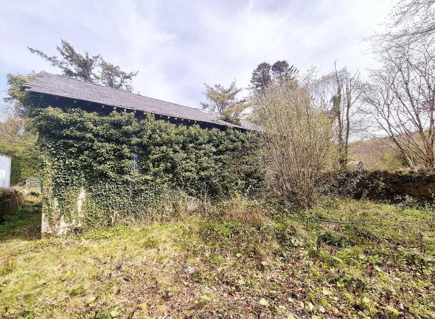 Old Schoolhouse, Gubnageer, Rossinver