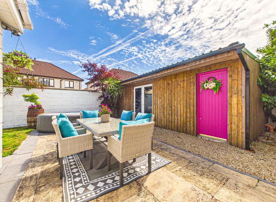 11 Hollymount, Williamstown Road, Waterford City, X91VND9