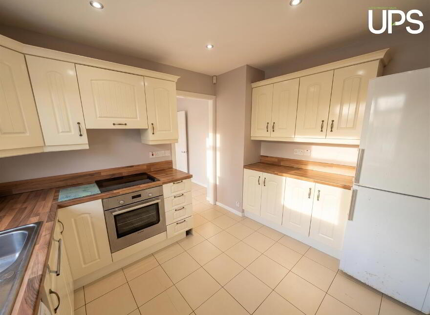32 Knocknashinna Road, Downpatrick, BT30 6RF