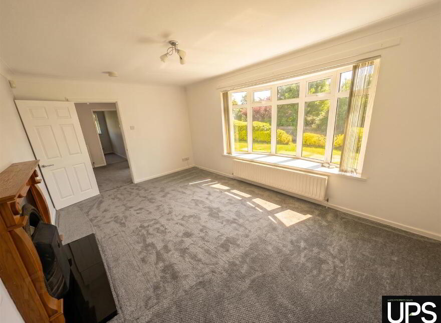 32 Knocknashinna Road, Downpatrick, BT30 6RF