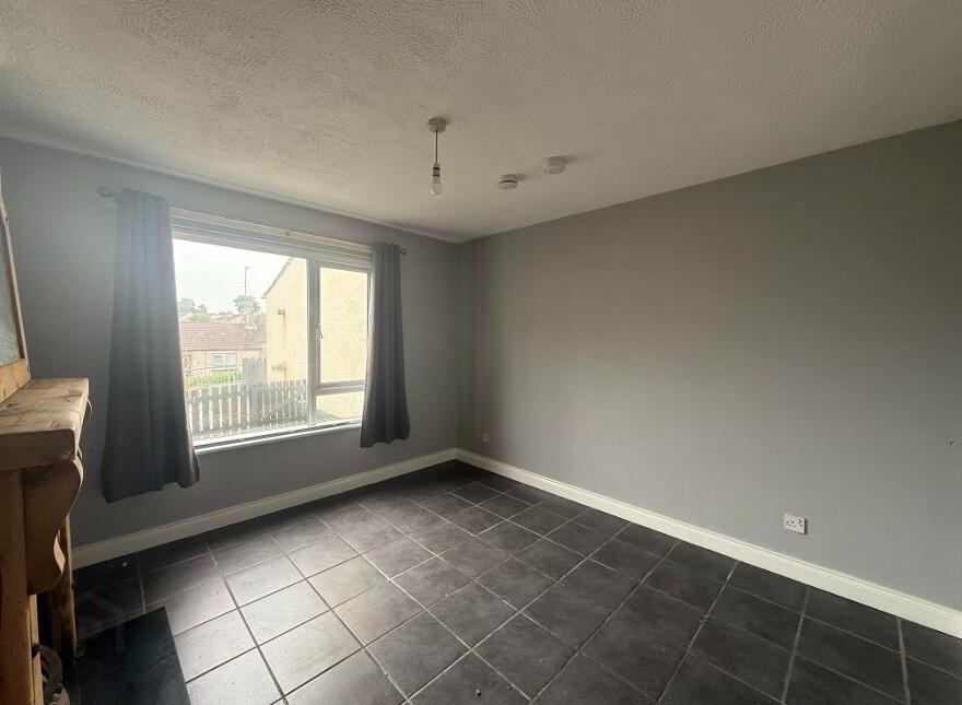 18 West Road, Portglenone, Ballymena, BT44 8BA