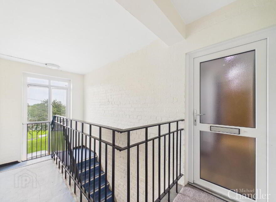 101 Annadale Flats, Belfast, BT7 3AX
