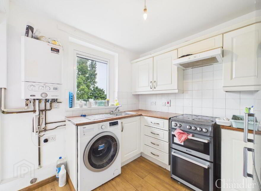 101 Annadale Flats, Belfast, BT7 3AX