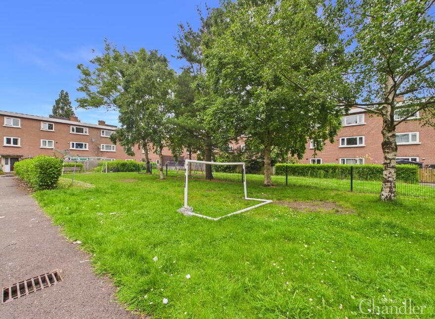 101 Annadale Flats, Belfast, BT7 3AX