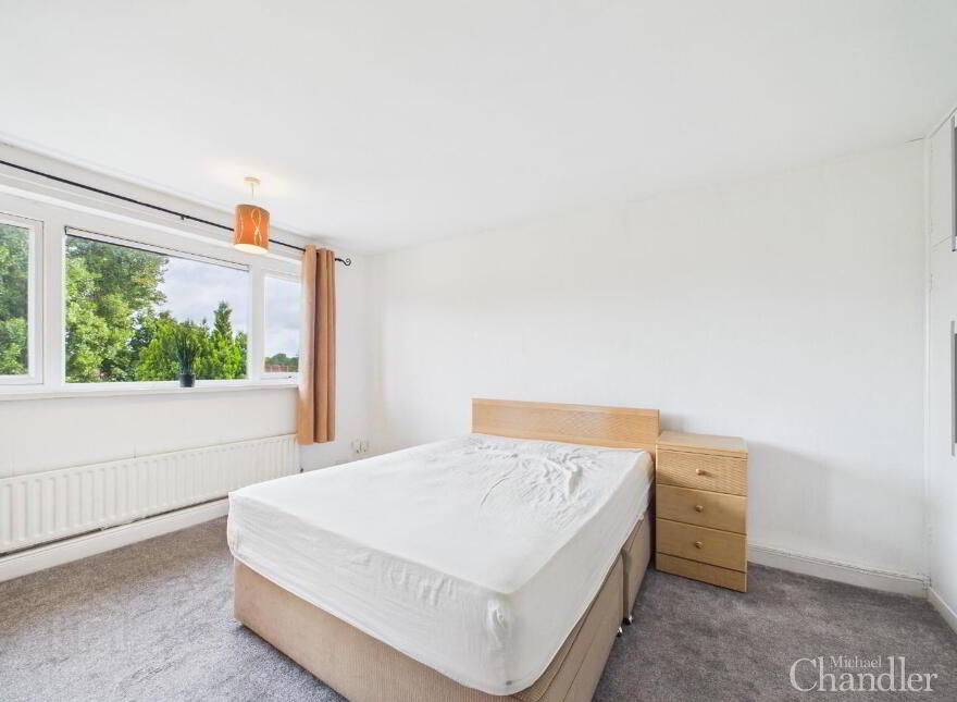 101 Annadale Flats, Belfast, BT7 3AX
