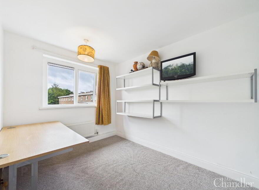 101 Annadale Flats, Belfast, BT7 3AX