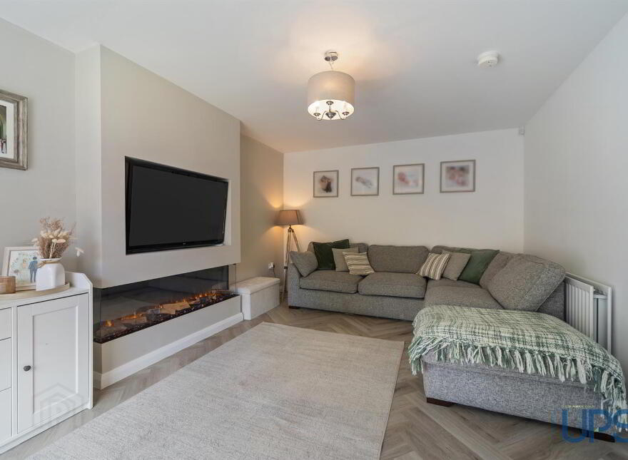 7 Ayrshire Mews, Lisburn, BT28 2GH