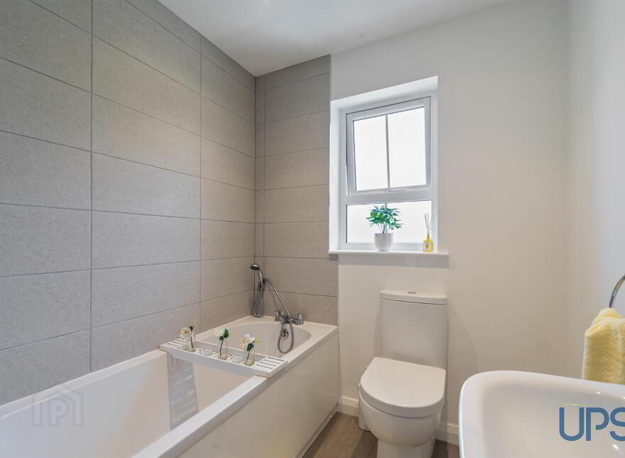 7 Ayrshire Mews, Lisburn, BT28 2GH