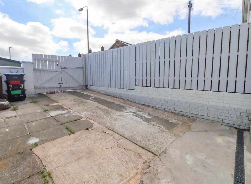 73 Cairnsmore Avenue, Dundonald, Belfast, BT16 2SE