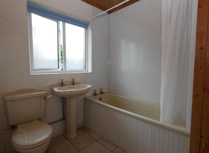 55 Cleveley Park, Newton Park, Belfast, BT8 6NB