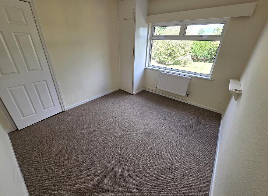 1 Ashgrove Park, Strabane, BT82 9EG