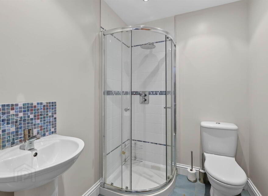 80B South Parade, Belfast, BT7 2GQ