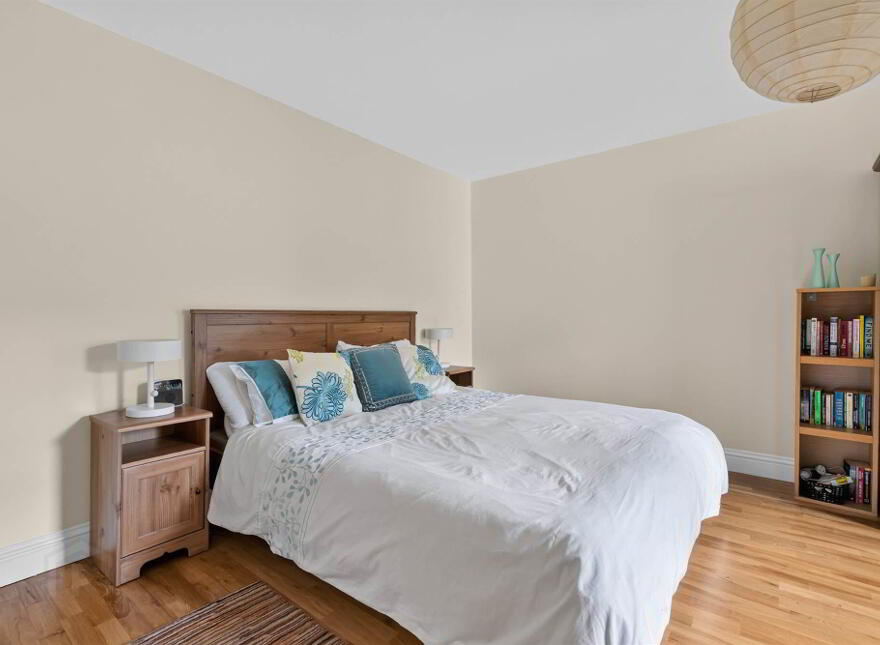 80B South Parade, Belfast, BT7 2GQ
