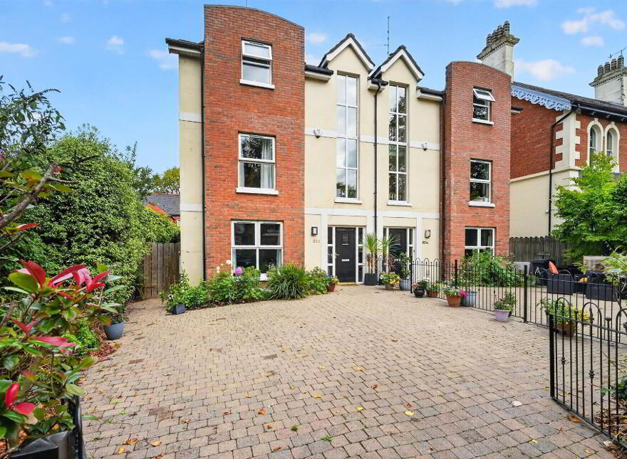 80B South Parade, Belfast, BT7 2GQ