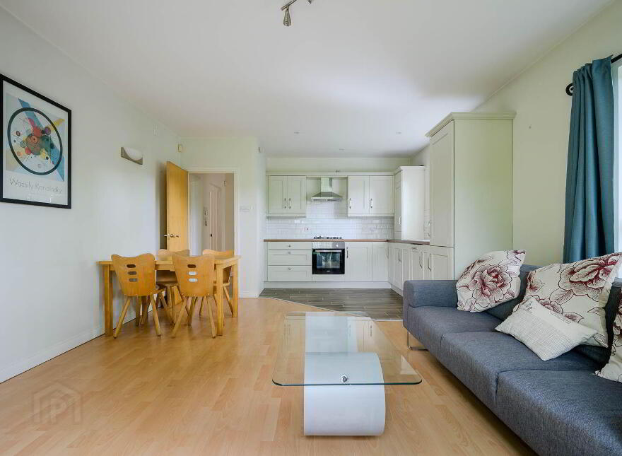 2 Stranmillis Reach, Belfast, BT7 1QZ