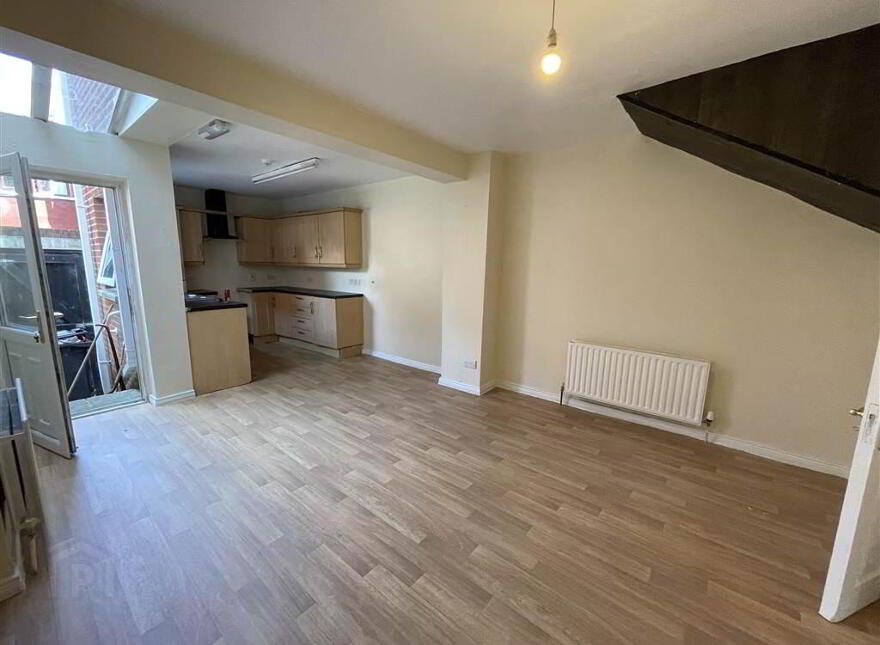 89 Amcomri Street, Belfast, BT12 7LG