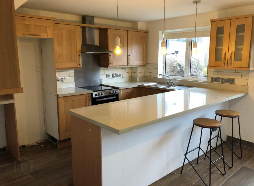 27 Kingsway, Carrickfergus, BT38 7JZ