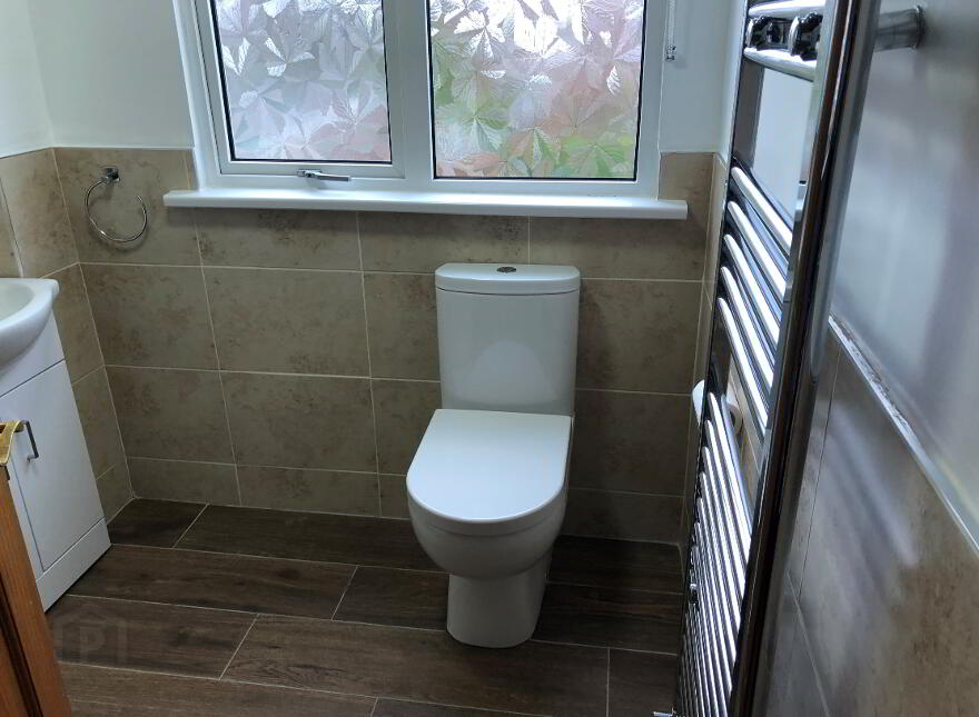 27 Kingsway, Carrickfergus, BT38 7JZ