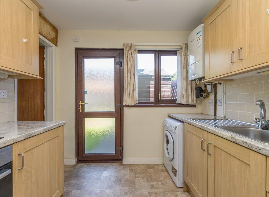 6 Hampton Gardens, Belfast, BT7 3DF