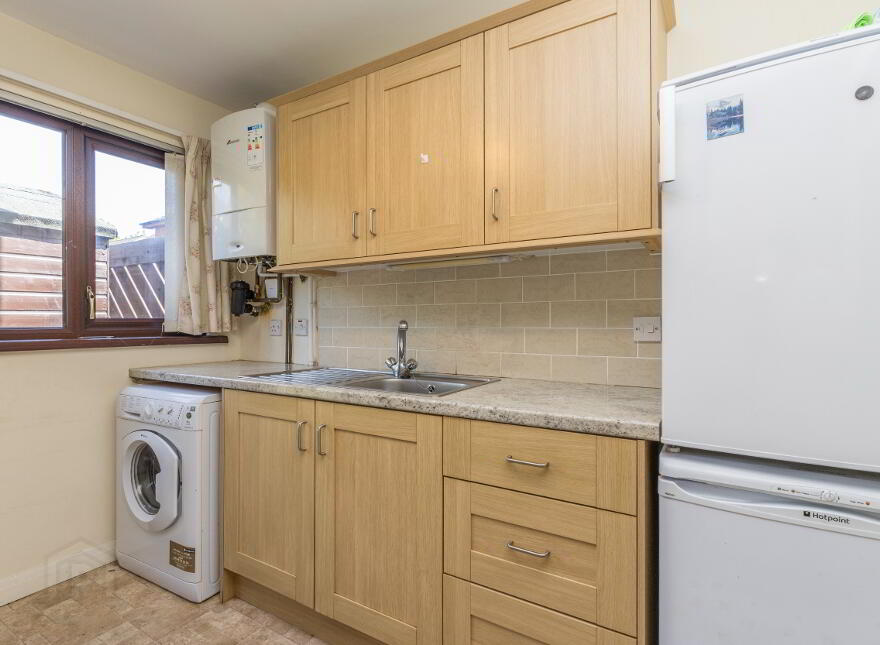 6 Hampton Gardens, Belfast, BT7 3DF