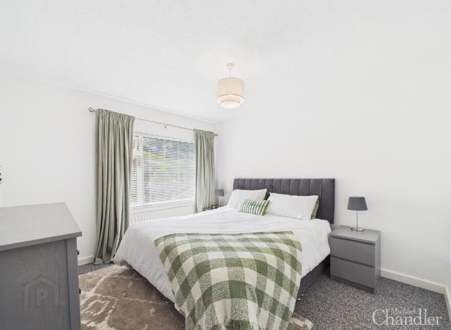 23 Glencregagh Park, Belfast, BT6 0NS