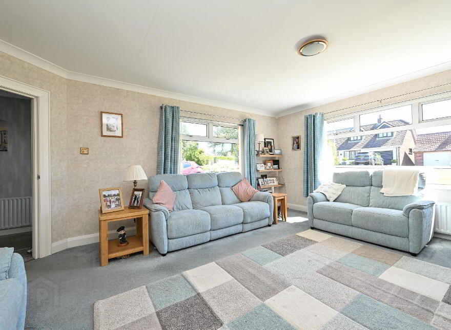 12 Kinwood Drive, Bangor, BT19 6UQ