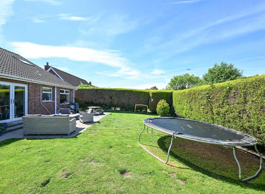 12 Kinwood Drive, Bangor, BT19 6UQ